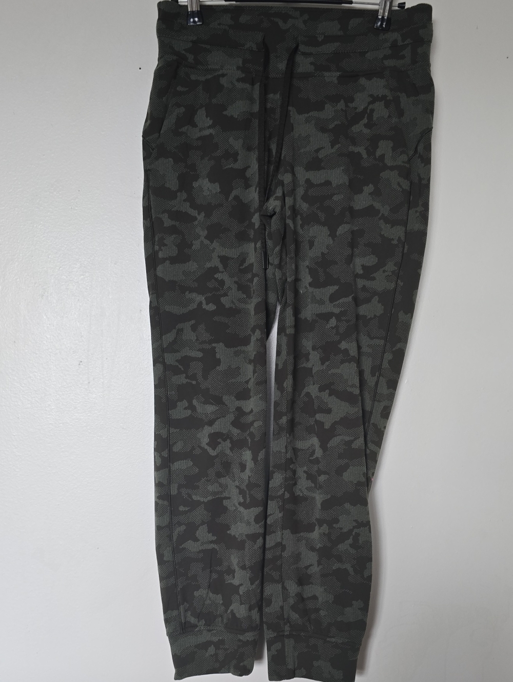 lululemon athletica Women's Camo Track Joggers - Olive/Charcoal